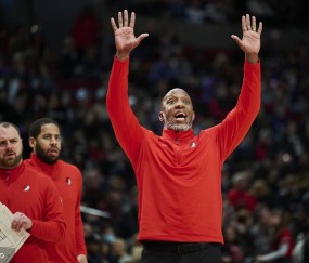 曝比卢普斯面临洗钱&amp;电信诈骗等六项指控 最高判20年监禁