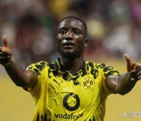 欧冠大戏！曼城主场乱杀德甲，魔人战旧主，B席100场里程碑暗藏玄机