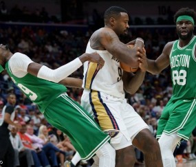 西蒙斯25+6普尔22分 凯尔特人32分大胜鹈鹕结束3连败